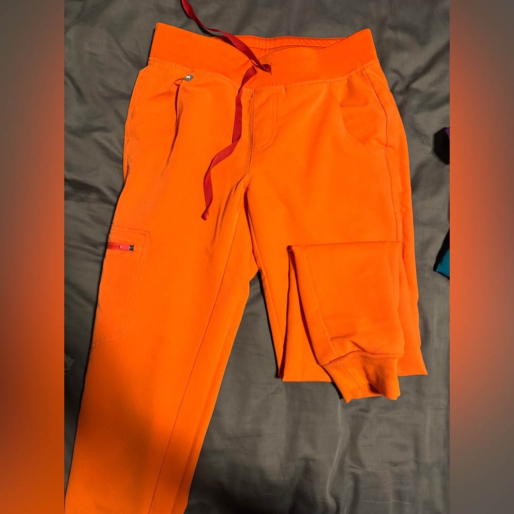 Figs scrub pants